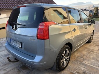 PEUGEOT 5008 2.0 HDI PlayStation 7miestne kúpené SR TOP - 6