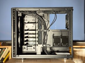 Fractal Define R6 - 6