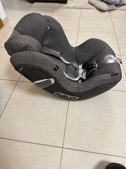 Autosedacka Cybex Sirona Z i-size plus, platforma Cybex base - 6