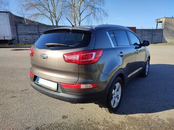 KIA Sportage 2.0 CRDi VGT 4WD EX Automat SK 2013 - 6