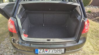 Volkswagen Golf 5 - 6