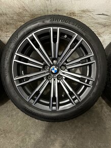 Letná sada BMW 5x112 R18 Styling 790M - G20 G21 G22 G23 - 6