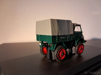 Model Mercedes UNIMOG 401 - 6