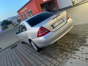 Predám mercedes c w203 2.2cdi - 6