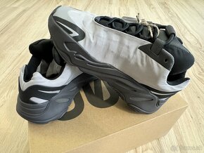 Adidas Yeezy 700 MNVN Metallic veľ. 36 2/3 - 6