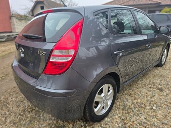 Hyundai i30 1.4i CVVT Facelift 2011 110 000km 1. Majiteľ - 6