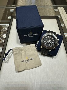 Breitling Super Avenger II - 6