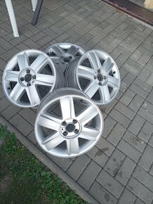 Elektróny 4x100 R 16 - 6