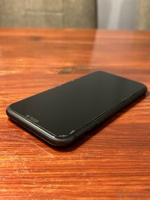 iPhone 11 64GB Black - 6