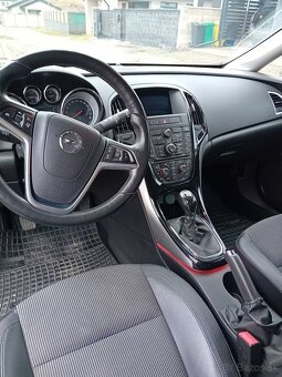 Predám Opel Astra 2015 - 6