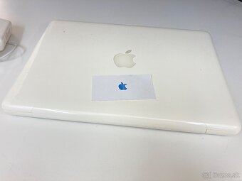 Apple Macbook White Late 2009 - 6