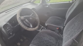 Opel Zafira 2.0 74 kW 2002 - 6