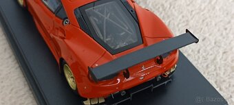 Predám model Ferrari 488 GT3 1:43 Looksmart/Spark - 6