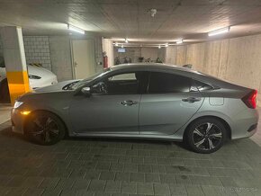 Honda Civic 1,5 4DR - 6