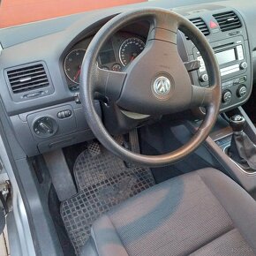 Predám VW Golf 5 , 1,9 tdi r. 2008 - 6