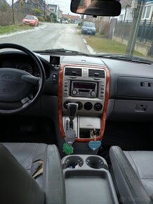 Predám Kia Carnival - 6