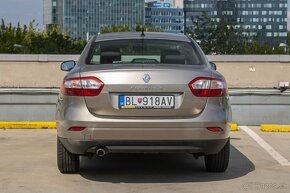 Renault Fluence 1.6 16V Confort - 6