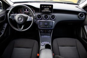 Mercedes-Benz A trieda 160 Hatchback automat - 6