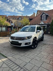 Volkswagen Tiguan 2.0 TDi  4x4 DSG - 6