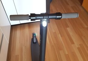 Predám  Segway Ninebot elektrickú skladaciu kolobežku , - 6