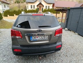 KIA SORENTO II. 2.2 CRDi 4x4, 145kw, 7 miestne - 6