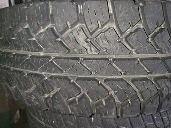 BRIDGESTONE LT285/75R16 116/113Q - 6