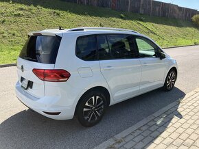 Volkswagen Touran 2.0 TDI DSG Highline - 6