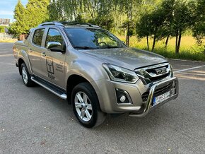 Isuzu D-max Double Cab Premium+ 4WD A/T - 6