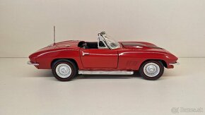 1:18 CHEVROLET CORVETTE - 6