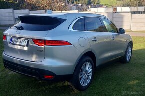 Jaguar F-Pace PRESTIGE AWD - 6