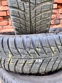 2ks. 215/65 R17 zimní pneu - jak nove - 6