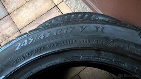 2 ks ZIMNÉ 245/45 R17 99V XL DUNLOP  8 mm NOVÉ LEN 75,-€/kus - 6