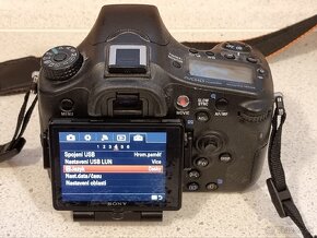 Sony a77m2 ILCA77M2, plne funkčný. Počet uzávierok 8 052 - 6