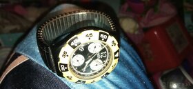 Predam hodinky Swatch Black Jack SEB100 - 6