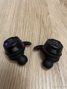 JBL Under Armour True Wireless Flash - 6