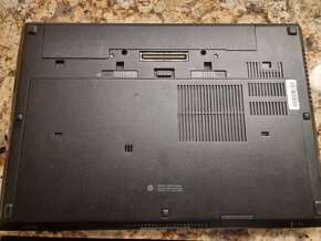 HP ELITEBOOK 8560W - 6