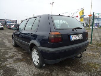 Volkswagen Golf 1.9D - 6