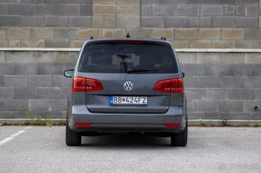 Volkswagen Touran - 6