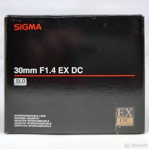 Sigma 30mm F1.4 EX DC Sony A-mount APS-C(Emount cez adapter) - 6