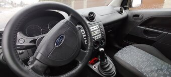 Ford Fiesta LPG r.2004 - 6