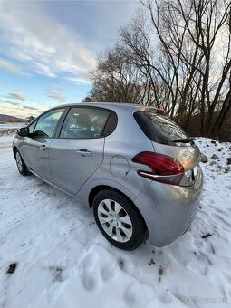 Peugeot 208 1.2 Benzín 50kW - 6