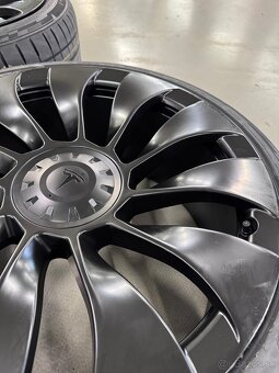 R21 NOVÉ komplety Uberturbine Tesla Model Y+pneu KUMHO - 6