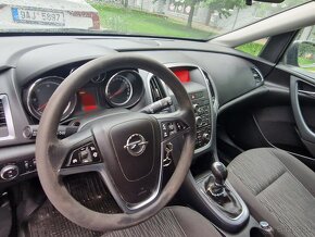 Opel Astra Sports Tourer, 2014, nafta, 1.7 - 6