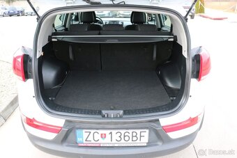 KIA SPORTAGE 2,0 CRDi AWD Platinum 1.majitel Slovak - 6