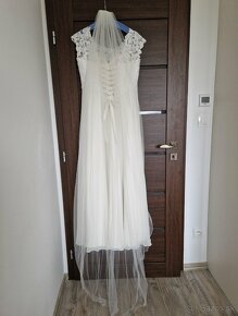 Tehotenské svadobné šaty so závojom - 6