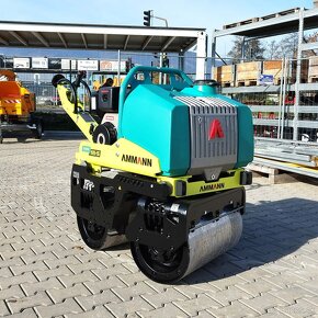 vibračný valec AMMANN ARW65 (800kg) s hydraulickým riadením - 6