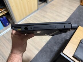 Lenovo Thinkpad X220 - 6