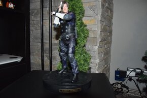 Resident Evil Leon Kennedy Figurka - 6