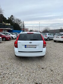 Kia Ceed SW 1.4 benz.,12/2011, 121549 km, 77 kW - 6