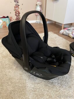 BRITAX RÖMER set Baby-Safe Core + zakladňa s isofixom - 6